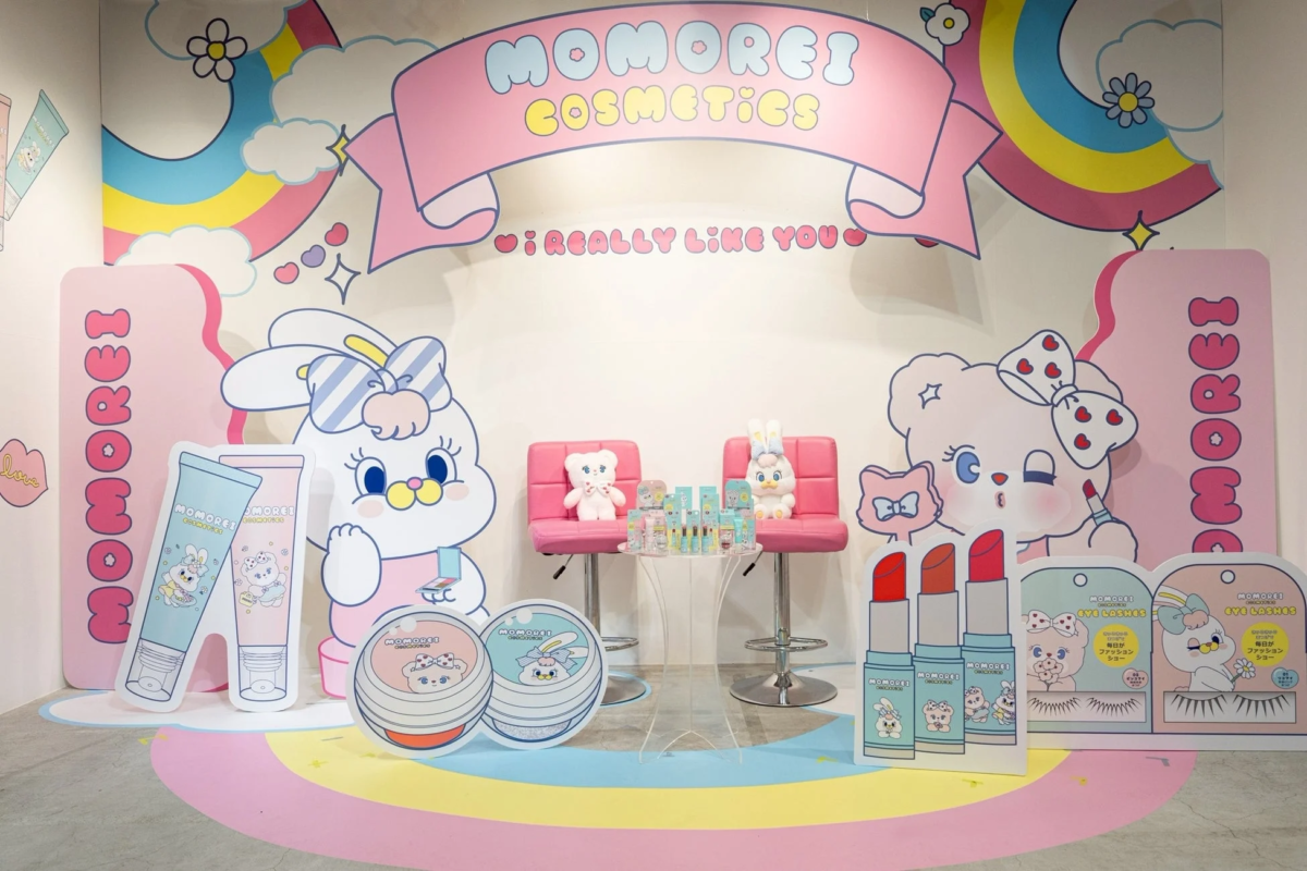 MOMOREI COSMETICS