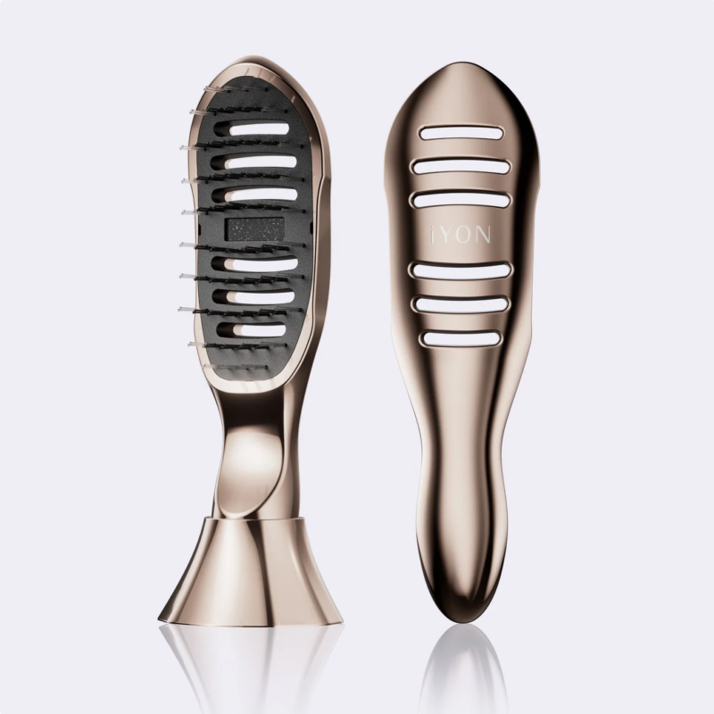 ローズゴールド色のiYONヘアブラシ