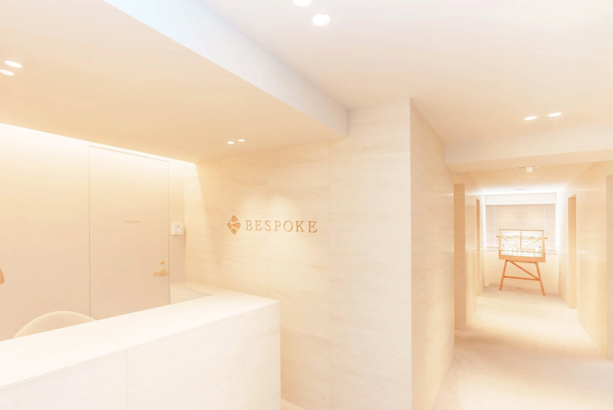BESPOKE CLINICの受付エリア
