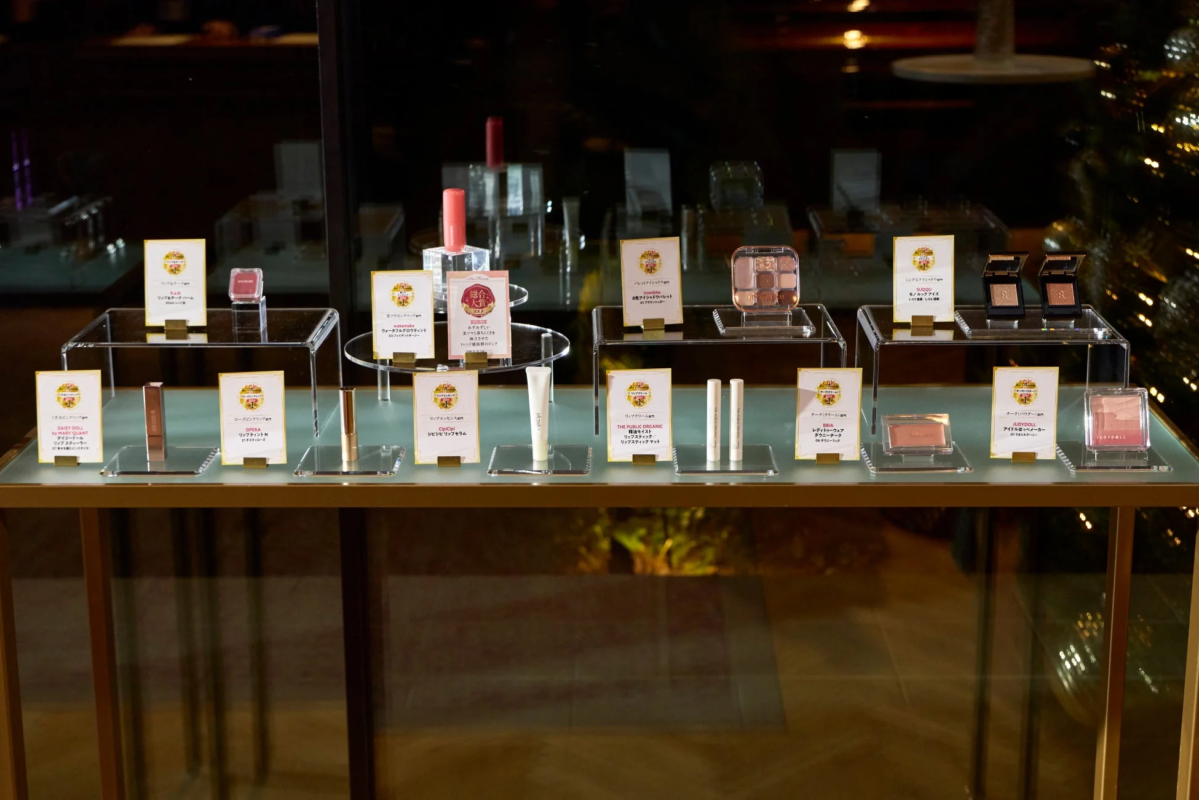 コスメディスプレイ1