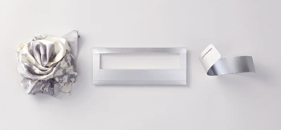 SHANGPREEオリジナルスカーフとミラー