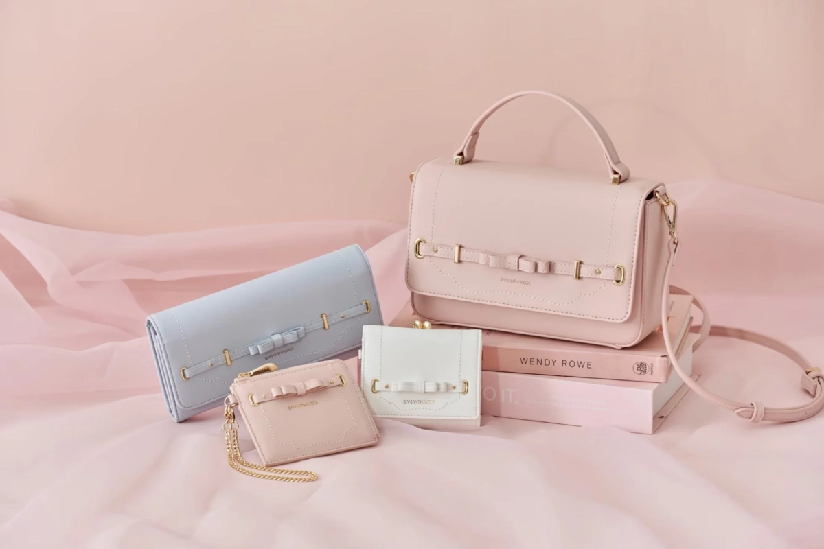 パステルカラーのハンドバッグ、長財布、ミニ財布