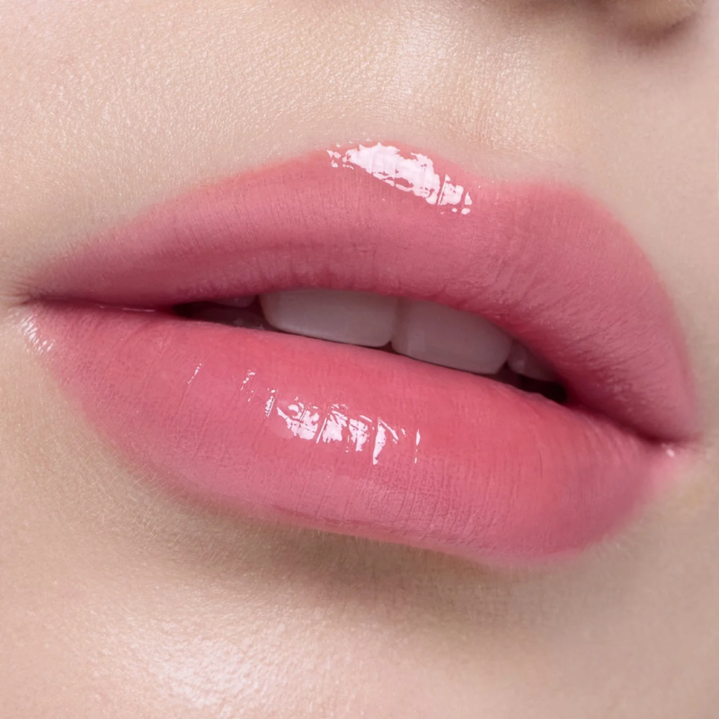 ファッシネイテッド 口元