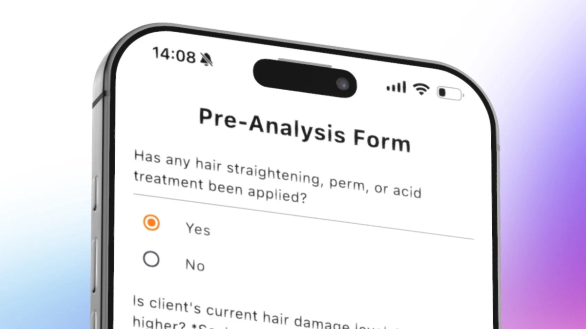 iPhoneの画面に表示されている「Pre-Analysis Form」という事前分析フォーム
