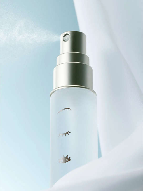 ミストを噴射するボトル