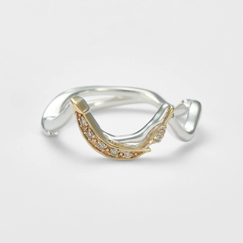 二色使いのダイヤモンドリング