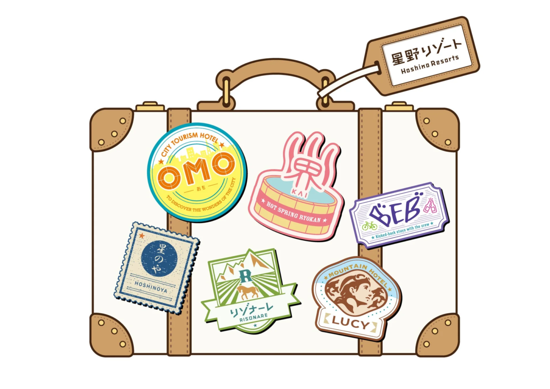 星野リゾートのブランドステッカー付きスーツケース