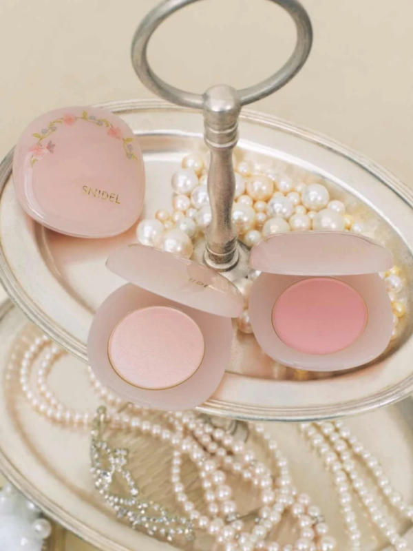 SNIDEL ユーフォリック グロウ ブラッシュ