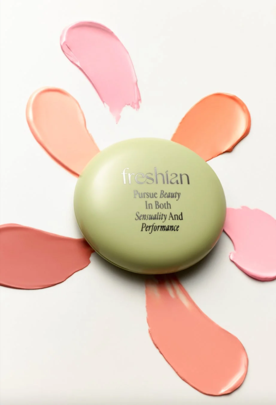 freshian Pursue Beauty In Both Sensuality And Performance