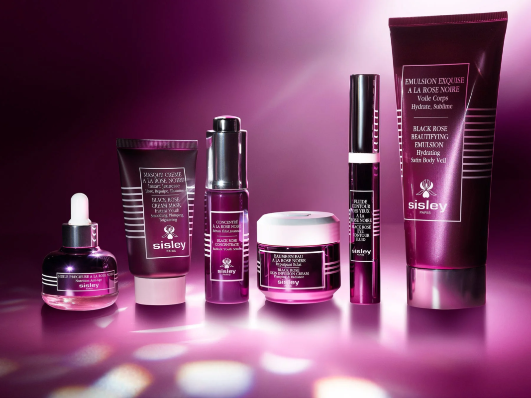シスレーのブラックローズシリーズのスキンケア製品