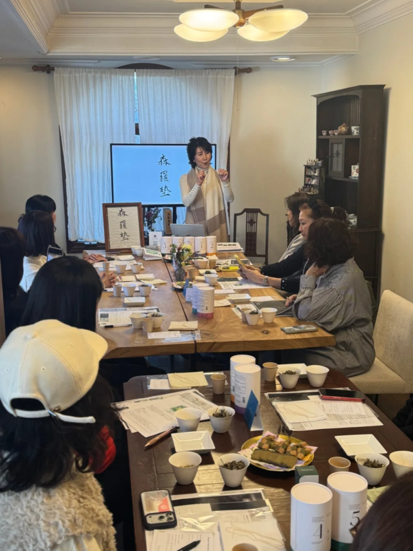 森羅塾のワークショップ風景