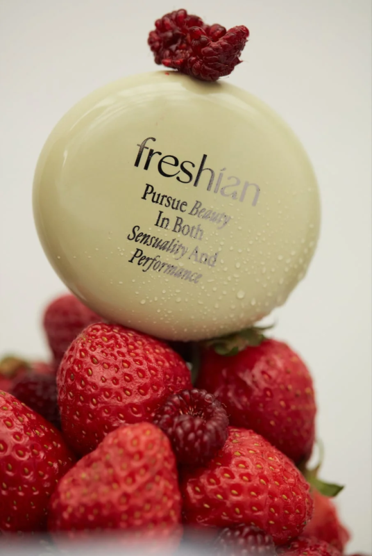 freshian Pursue Beauty In Both Sensuality And Performance