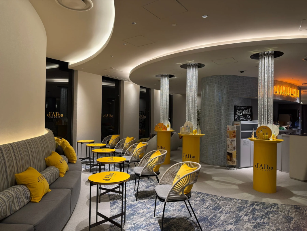 d'Alba カフェインテリア