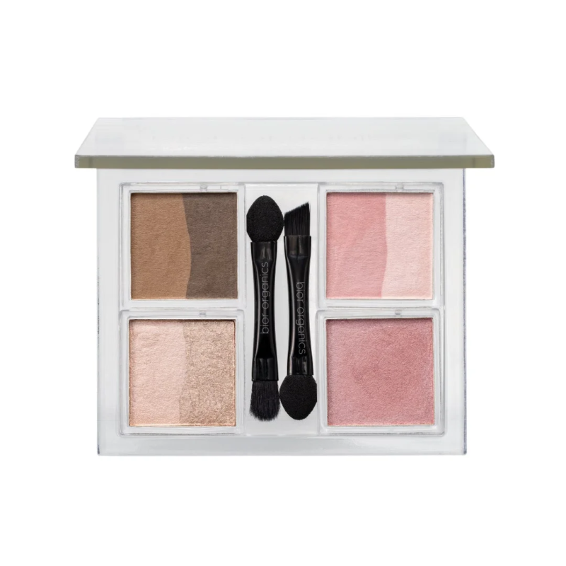 フラワーミネラル カラーパウダー デュアル〈ブラシ付〉