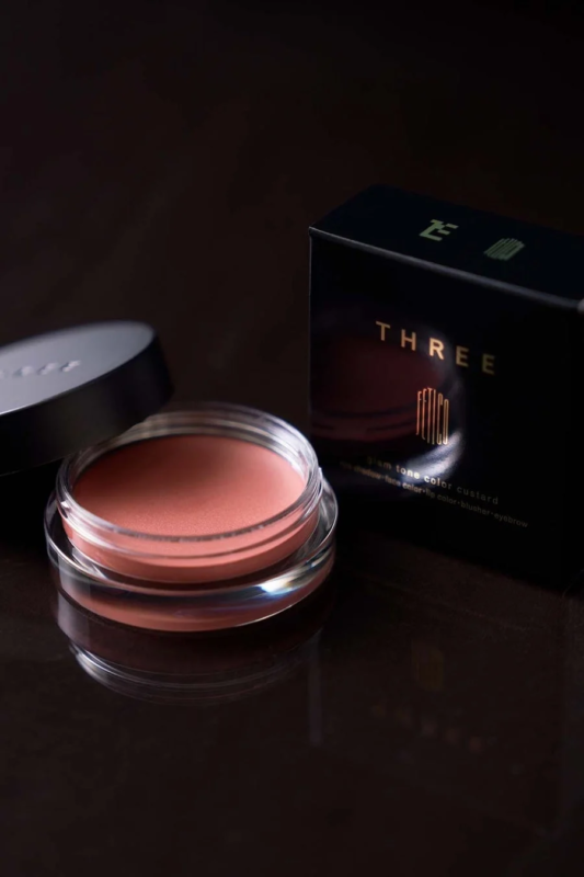 THREE × FETICO グラムトーンカラーカスタード F01 BLOOM WHISPER