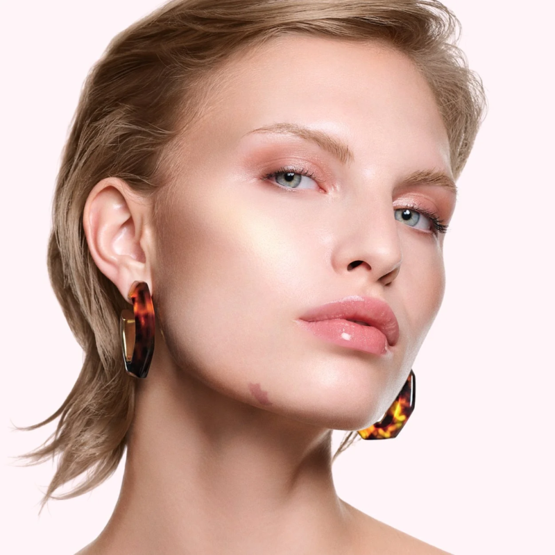 パーリーピーチ ルック