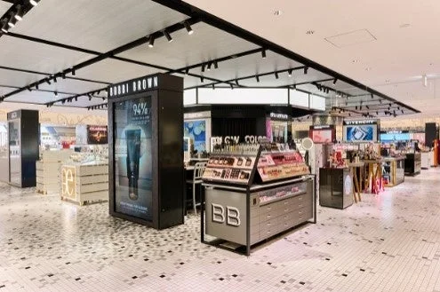 +Q (プラスク) 化粧品売り場