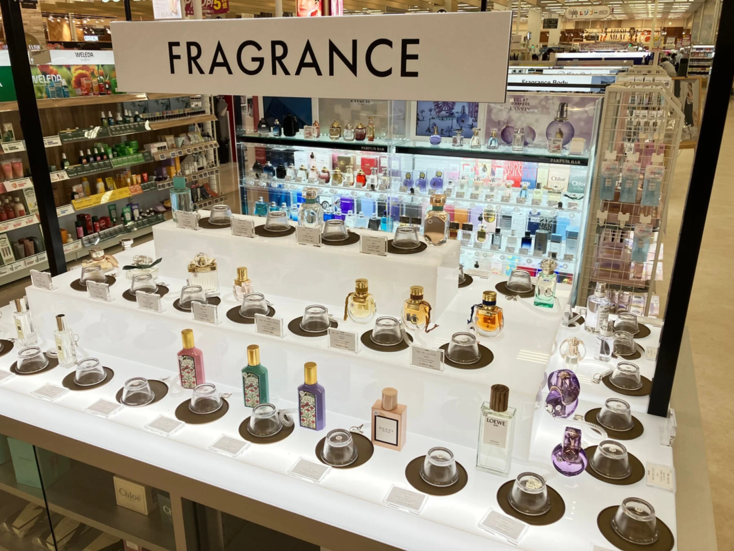 香水売り場