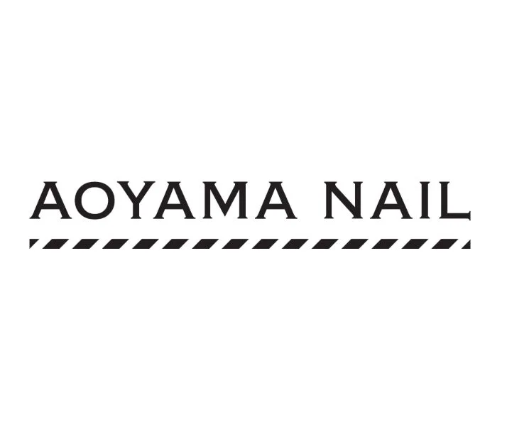 青山ネイルのロゴ