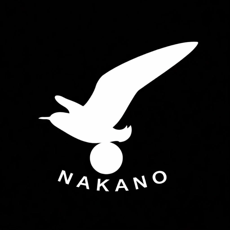 NAKANOロゴと鳥のイラスト