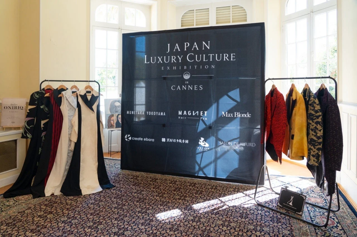 カンヌで開催された「JAPAN LUXURY CULTURE EXHIBITION」の展示風景
