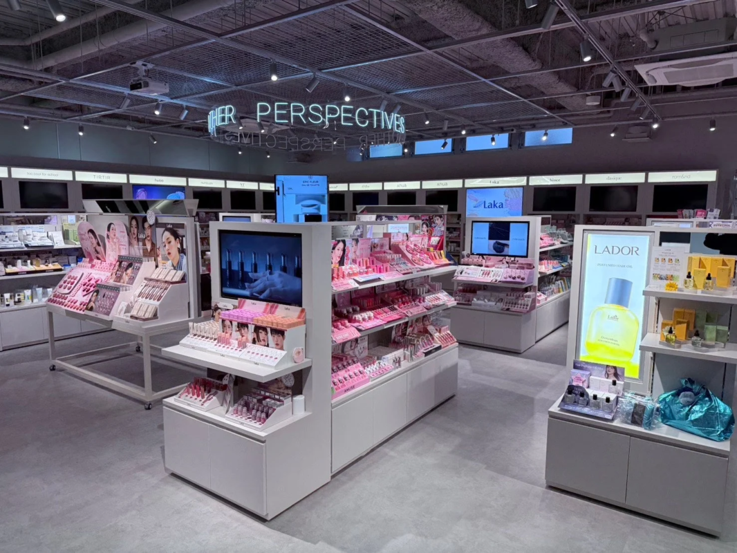 A:PERSの店内風景