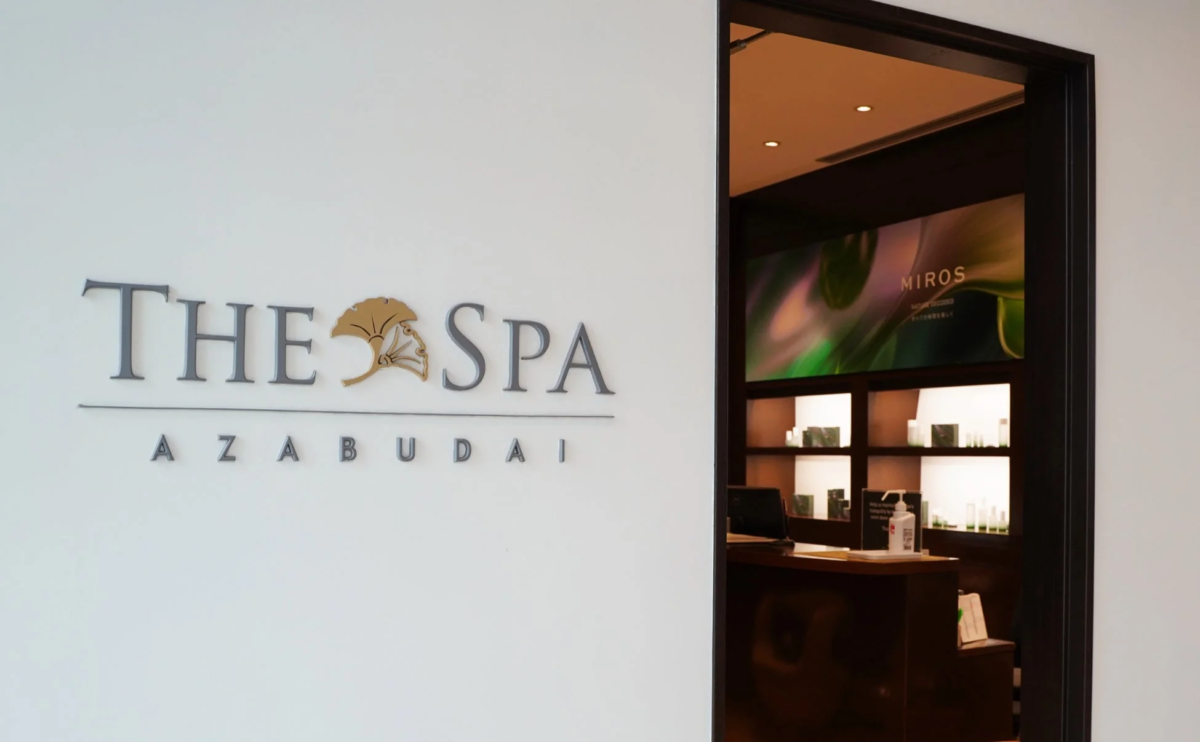 MIROS製品が並ぶ「THE SPA」の受付