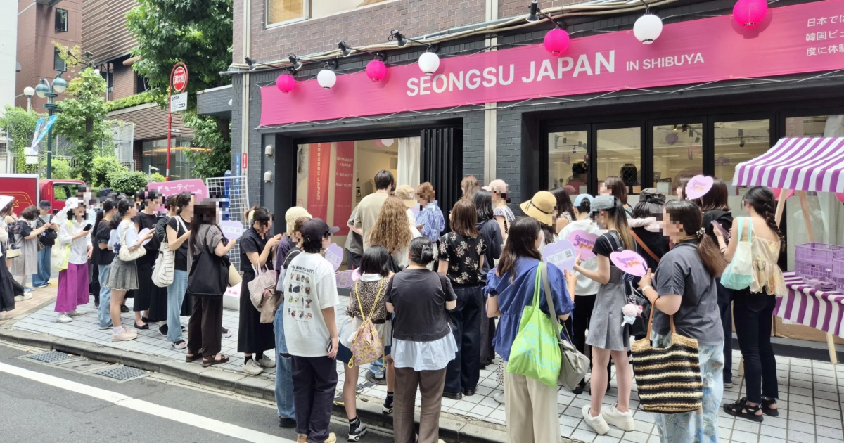 渋谷のポップアップストア「SEONGSU JAPAN in SHIBUYA」の様子