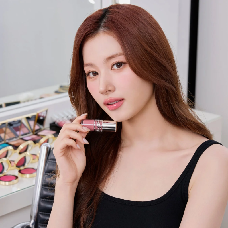 YSL BEAUTY製品とSANA