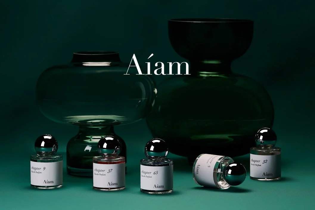 Aíamの複数香水ボトル
