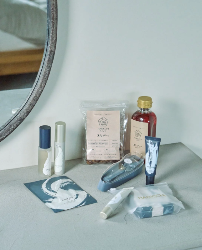 Beauty items and food from the HARICCHI CAFE brand