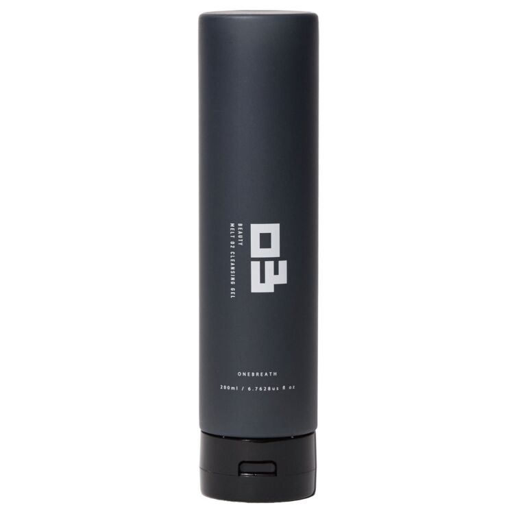 黒いチューブに入ったONE BREATH メルトO2クレンジングジェル