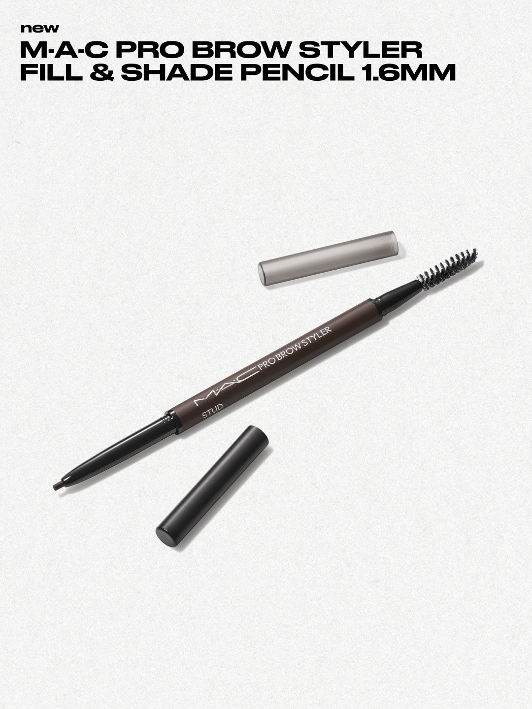 プロ ブロウ スタイラー フィル ＆ シェード ペンシルの本体と、ブラシ付きのキャップ