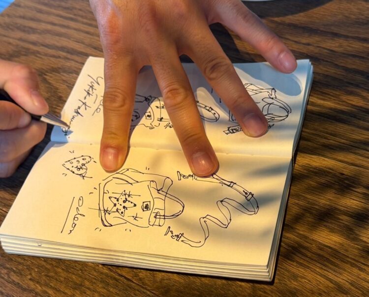 MICHINO PARISのコラボバッグのモチーフを描いたファーストデッサン