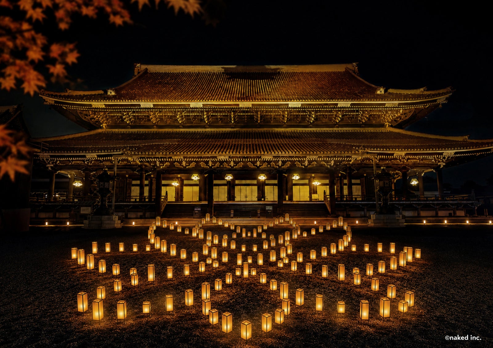 東本願寺御影堂の蓮華の灯りのイメージ