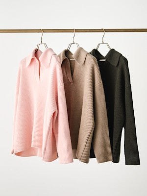 衿付きニットプルオーバーのピンク、モカ、カーキ
