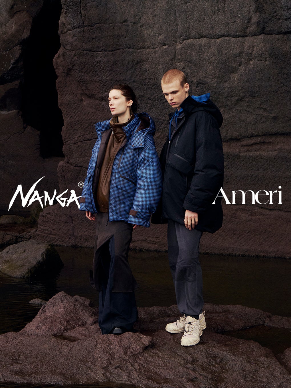 AmeriとNANGAのコラボレーションダウンの着用例