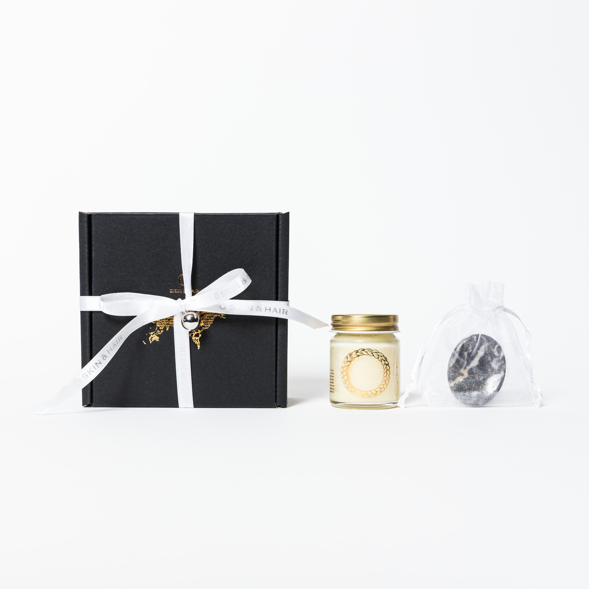 HOLIDAY GIFT 02のO BALMとモノトーンのパームストーン
